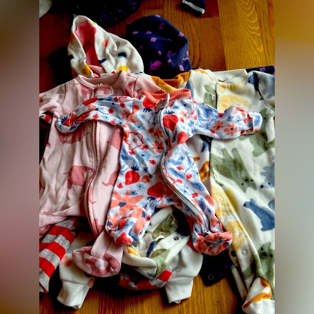 15 Newborn onsies, all brands